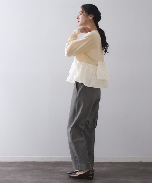 OPAQUE.CLIP（オペークドットクリップ）の「フリルドッキングニット【洗濯機OK】（ニット/セーター・レディース・ライトグレー/ブラック/ライトベージュ・38/40/42）」の14枚目の写真