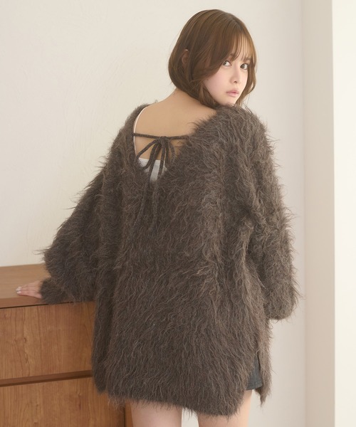 Ambre Neige（アンブルネージュ）の「2way shaggy v neck knit / 2WAYVシャギーVネックニット（ニット/セーター・レディース・グリーン/ダークブラウン/ベビーピンク/アイボリー・FREE）」の2枚目の写真