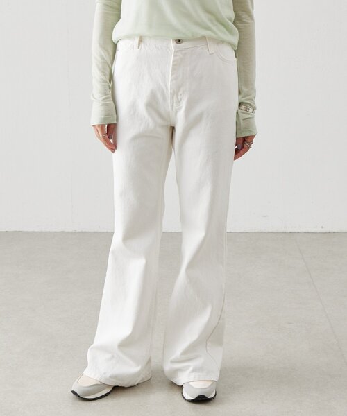 トゥルーレリジョン　ホワイトデニムパンツ STRAIGHT 29 TRUE RELIGION（トゥルーレリジョン）の「True Religion Brand Jeans