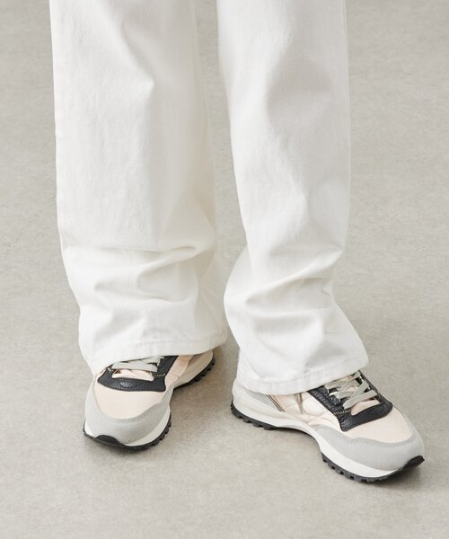 BEARDSLEY（ビアズリー）の「《LEVAR》裾フレアジーンズ（ホワイト）（デニムパンツ・レディース・ホワイト・MEDIUM）」の19枚目の写真