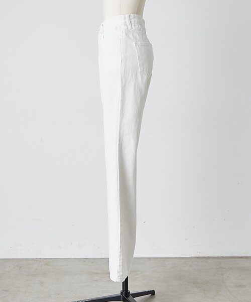 BEARDSLEY（ビアズリー）の「《LEVAR》裾フレアジーンズ（ホワイト）（デニムパンツ・レディース・ホワイト・MEDIUM）」の10枚目の写真
