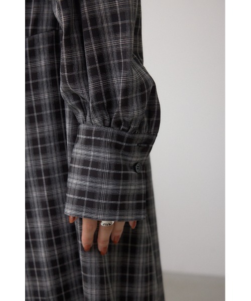 AZUL by moussy（アズールバイマウジー）の「チェックボウタイワンピース（ワンピース・レディース・ブラウン系その他/ブラック系その他・SMALL/MEDIUM）」の11枚目の写真