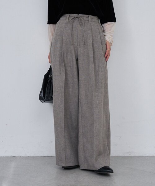 Kastane(カスタネ)の「【一部店舗限定/セットアップ対応/2サイズ展開/低身長サイズ】B ウエストリボンイージースラックス(スラックス・レディース・ブラック/ベージュ・1/0)」の3枚目の写真