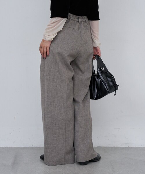 Kastane(カスタネ)の「【一部店舗限定/セットアップ対応/2サイズ展開/低身長サイズ】B ウエストリボンイージースラックス(スラックス・レディース・ブラック/ベージュ・1/0)」の4枚目の写真