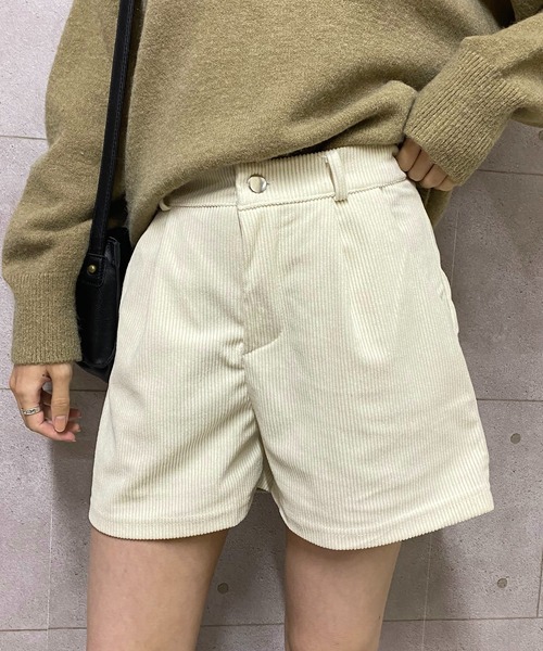 NANEA(ナネア)の「コーデュロイショートパンツ(その他パンツ・レディース・ホワイト/ブラック/ブラウン・SMALL/MEDIUM/LARGE)」の4枚目の写真