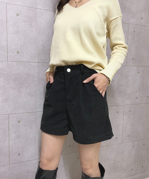 NANEA(ナネア)の「コーデュロイショートパンツ(その他パンツ・レディース・ホワイト/ブラック/ブラウン・SMALL/MEDIUM/LARGE)」の20枚目の写真