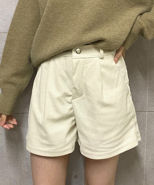 NANEA(ナネア)の「コーデュロイショートパンツ(その他パンツ・レディース・ホワイト/ブラック/ブラウン・SMALL/MEDIUM/LARGE)」の15枚目の写真