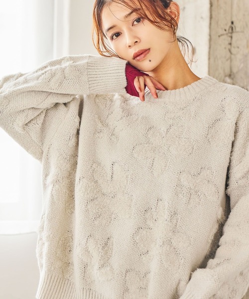 美品 エスカーダ ウール シルク ニットプルオーバー　洗える 近年 イタリア製 セール】7ゲージパイルジャガード花柄ニットプルオーバー（ニット