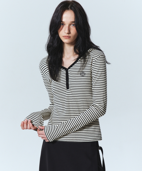NICK&NICOLE(ニックアンドニコール)の「HOODY MINIMALISM STRIPE SLIM TOP_IVORY(パーカー・レディース・その他・LARGE/MEDIUM)」の2枚目の写真