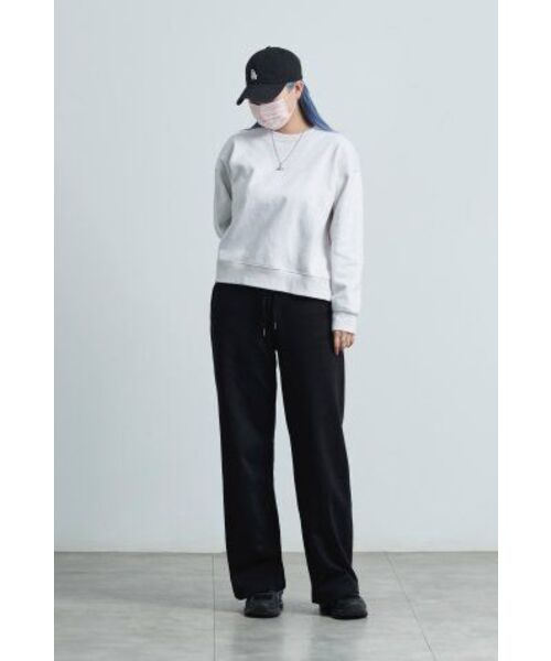 MUSINSA STANDARD WOMAN（ムシンサスタンダードウーマン）の「ウィメンズ 起毛 セミオーバーサイズ スウェットシャツ [オートミール]（スウェット・レディース・その他・LARGE/SMALL/MEDIUM/X-SMALL）」の7枚目の写真