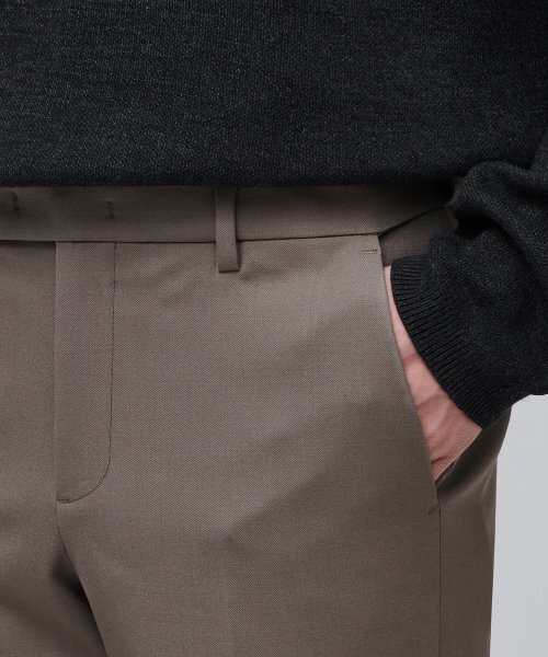 MUSINSA STANDARD（ムシンサスタンダード）の「ウールテーパード隠しバンディングクロップドスラックス[ダスティベージュ]（スラックス・メンズ・その他・38/42/26/27/28/29/36/34/32/30/31/33）」の5枚目の写真