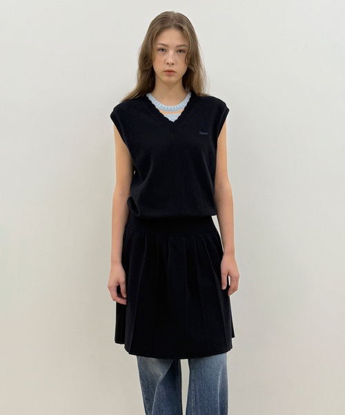 SINOON（シヌーン）の「Wool-Blend Pleated Knit Dress (Navy)（ワンピース・レディース・ネイビー・FREE）」の2枚目の写真