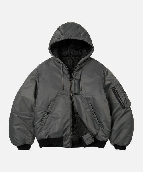 FRIZMWORKS(フリズムワークス)の「ACTIVE MA-1 HOODED PARKA _ GUN METAL(ブルゾン・メンズ・その他・SMALL/MEDIUM/LARGE/X-LARGE)」の1枚目の写真