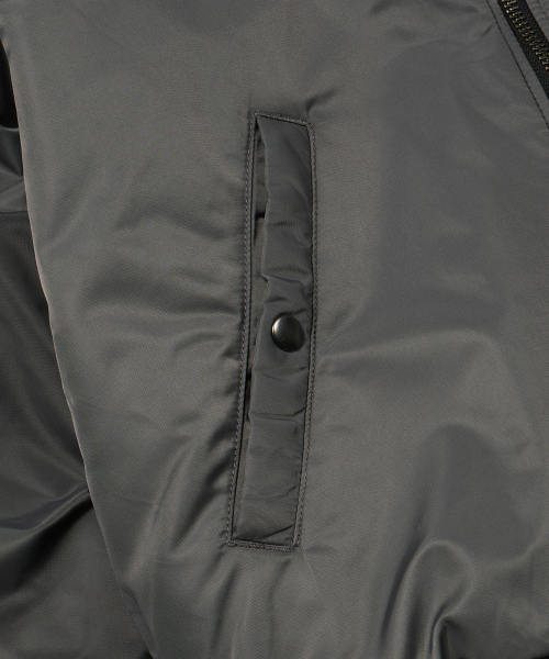 FRIZMWORKS(フリズムワークス)の「ACTIVE MA-1 HOODED PARKA _ GUN METAL(ブルゾン・メンズ・その他・SMALL/MEDIUM/LARGE/X-LARGE)」の8枚目の写真