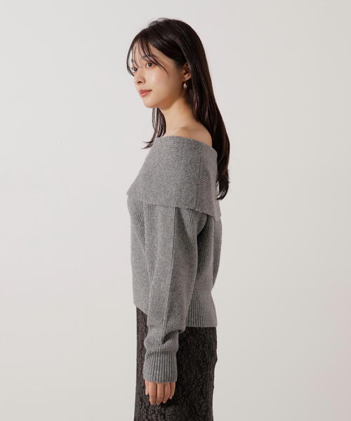 PROPORTION BODY DRESSING(プロポーションボディドレッシング)の「ラメ入りオフショルニット / 1216170006(ニット/セーター・レディース・ベージュ/ダークグレー/ブラウン・SMALL/MEDIUM)」の4枚目の写真