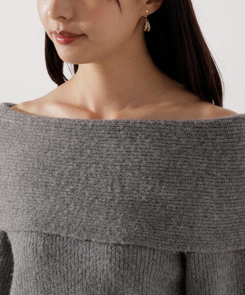 PROPORTION BODY DRESSING(プロポーションボディドレッシング)の「ラメ入りオフショルニット / 1216170006(ニット/セーター・レディース・ベージュ/ダークグレー/ブラウン・SMALL/MEDIUM)」の6枚目の写真