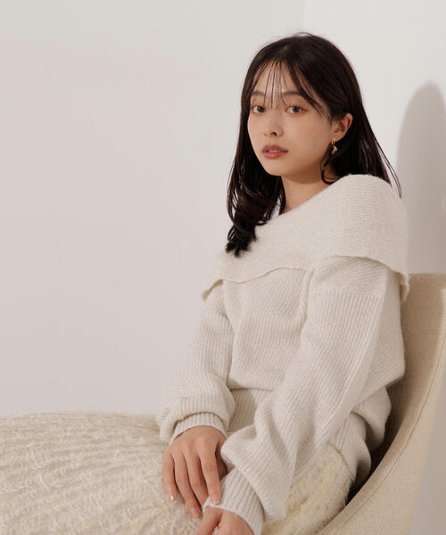 PROPORTION BODY DRESSING(プロポーションボディドレッシング)の「ラメ入りオフショルニット / 1216170006(ニット/セーター・レディース・ベージュ/ダークグレー/ブラウン・SMALL/MEDIUM)」の13枚目の写真