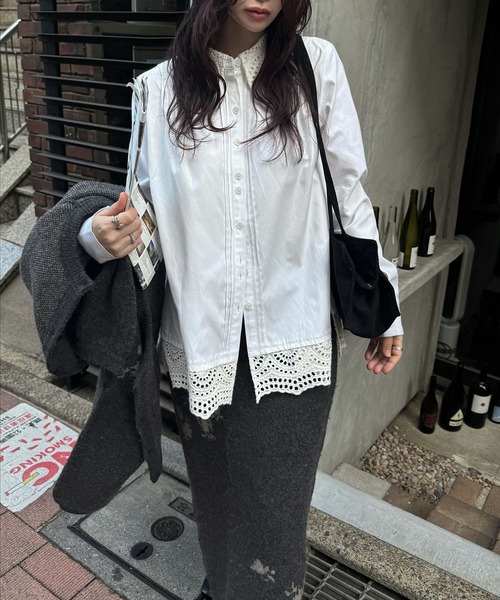 WILLFULLY(ウィルフリー)の「lace collar hem shoulder pintuck SH(シャツ/ブラウス・レディース・チャコール/サックスブルー/アイボリー・FREE)」の7枚目の写真