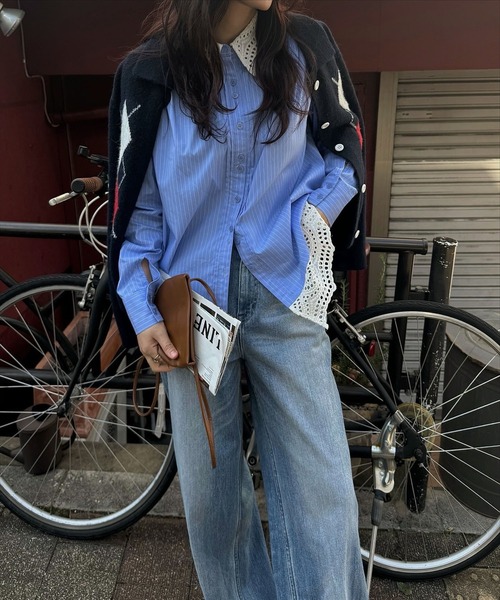 WILLFULLY(ウィルフリー)の「lace collar hem shoulder pintuck SH(シャツ/ブラウス・レディース・チャコール/サックスブルー/アイボリー・FREE)」の10枚目の写真