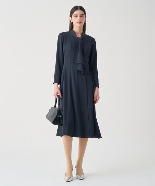 ANAYI（アナイ）の「【Eternal Line 2026】トリアセサテンボウタイ ワンピース（ワンピース・レディース・アイボリー/ライトブルー/ネイビー・34/36/38）」の14枚目の写真