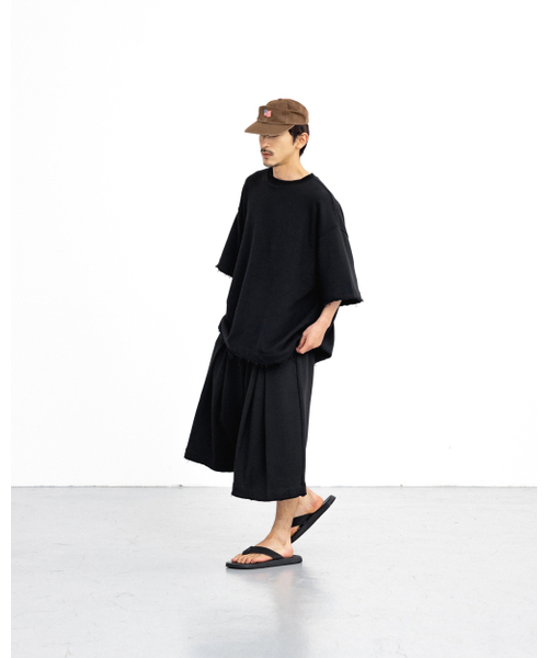 ANGLAN（アングラン）の「Valley Tuck Sweat Half Pants - Black（その他パンツ・メンズ・その他・ONE SIZE）」の6枚目の写真