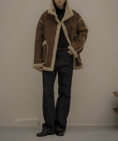 KNOWNBETTER（ノウンベター）の「Suede patch-pocket shearling jacket [KNFW05JP02]_[2color]（その他アウター・レディース・ブラウン/キャメル・FREE）」の9枚目の写真