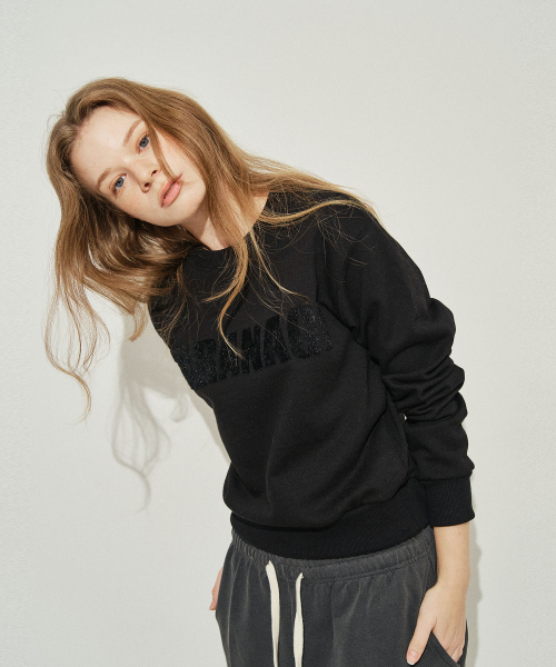 SARANAGI（サラナギ）の「SE0583- crop sweatshirt (black)（スウェット・レディース・ブラック・FREE）」の4枚目の写真