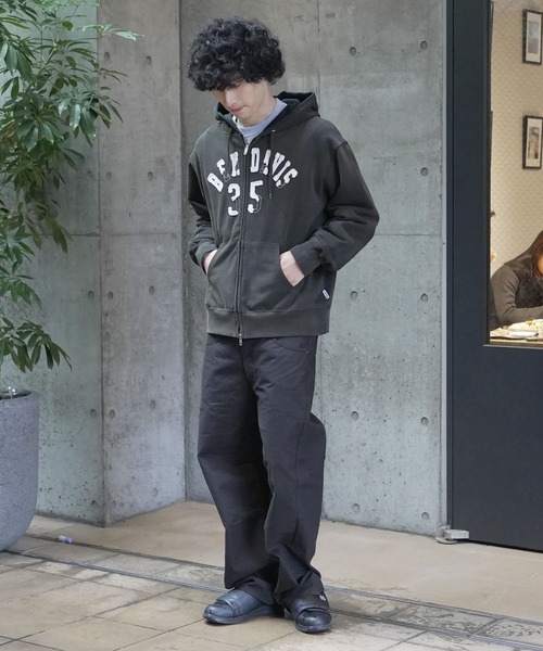 BEN DAVIS（ベンデイビス）の「【BEN DAVIS/ベンデイビス】 【90sヴィンテージ感】ショートパーカー 剥がれワッペン風デザイン 古着系ストリート ヘビーウェイト（パーカー・メンズ・ブラック/ネイビー・MEDIUM/LARGE/X-LARGE）」の4枚目の写真
