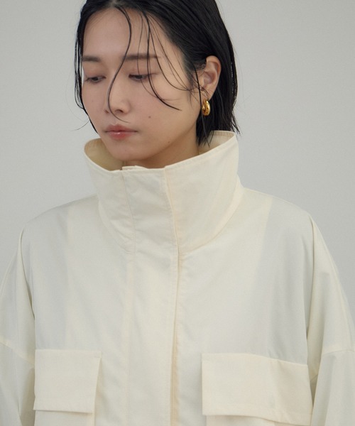 アダムエロペ スタンドカラーブルゾン 春秋 ベージュ 美品 軽量 SALON adam et rope'（サロン アダム エ ロペ） ブルゾン アウター