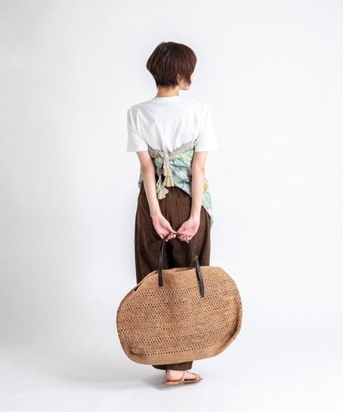 Rivel(リヴェル)の「【Rabarany】かごバッグ ラフィア素材 トートバッグ ラージサイズ(かごバッグ・レディース・ナチュラル/ブラウン・FREE)」の6枚目の写真