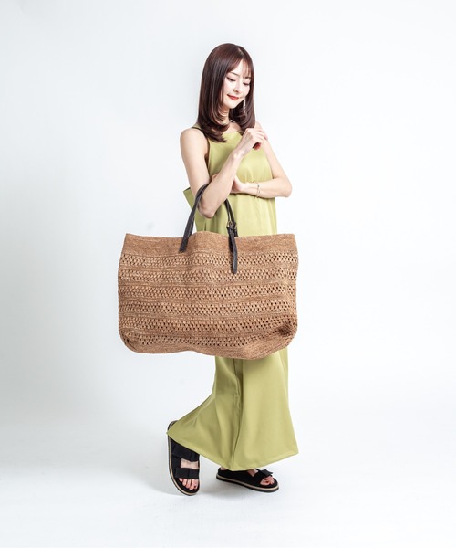 Rivel(リヴェル)の「【Rabarany】かごバッグ ラフィア素材 トートバッグ ラージサイズ(かごバッグ・レディース・ナチュラル/ブラウン・FREE)」の11枚目の写真