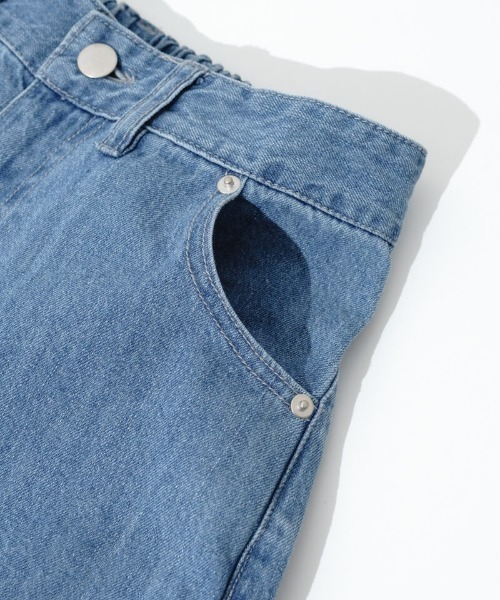 flower(フラワー)の「フリルデニムパンツ(デニムパンツ・レディース・ブラック・SMALL/MEDIUM)」の4枚目の写真