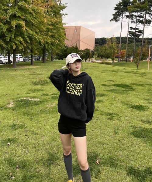 eastserviceshop(イーストサービスショップ)の「Vice Shop Dyed Hoodie - Washed Charcoal(パーカー・レディース・チャコール・SMALL/MEDIUM)」の6枚目の写真