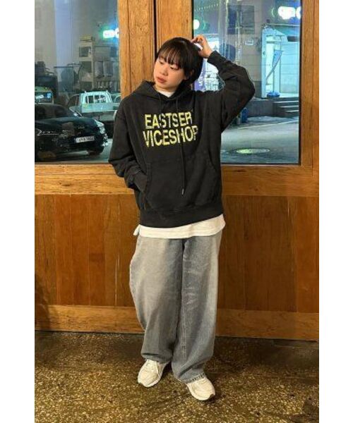 eastserviceshop(イーストサービスショップ)の「Vice Shop Dyed Hoodie - Washed Charcoal(パーカー・レディース・チャコール・SMALL/MEDIUM)」の10枚目の写真