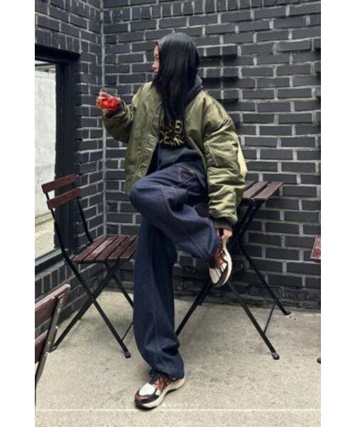 eastserviceshop(イーストサービスショップ)の「Vice Shop Dyed Hoodie - Washed Charcoal(パーカー・レディース・チャコール・SMALL/MEDIUM)」の11枚目の写真
