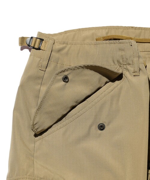 BEAMS PLUS(ビームスプラス)の「MIL Over 6 Pockets TW Rip stop(その他パンツ・メンズ・カーキ/ネイビー/オリーブ・SMALL/MEDIUM/LARGE)」の8枚目の写真