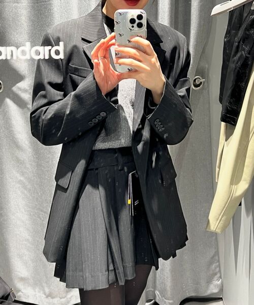 MUSINSA STANDARD WOMAN（ムシンサスタンダードウーマン）の「ウィメンズピンストライプローレイズプリーツミニスカート[ブラック]（スカート・レディース・その他・LARGE/MEDIUM/SMALL/X-SMALL）」の10枚目の写真