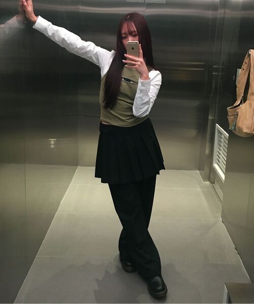 MUSINSA STANDARD WOMAN（ムシンサスタンダードウーマン）の「ウィメンズピンストライプローレイズプリーツミニスカート[ブラック]（スカート・レディース・その他・LARGE/MEDIUM/SMALL/X-SMALL）」の9枚目の写真