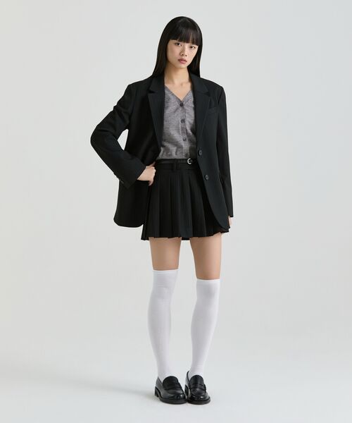 MUSINSA STANDARD WOMAN（ムシンサスタンダードウーマン）の「ウィメンズピンストライプローレイズプリーツミニスカート[ブラック]（スカート・レディース・その他・LARGE/MEDIUM/SMALL/X-SMALL）」の5枚目の写真