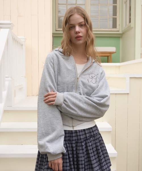 Birthday room(バースデイルーム)の「ラインストーンロゴダブルジップパーカー/Rhinestone logo double zip hoodie(パーカー・レディース・グレー/ブラック・FREE)」の19枚目の写真