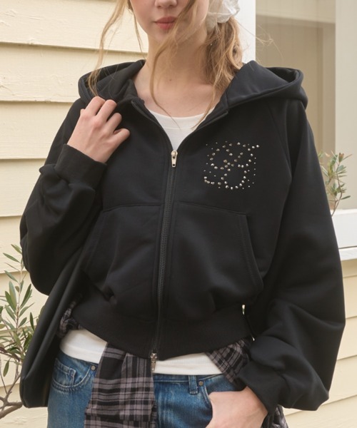 Birthday room(バースデイルーム)の「ラインストーンロゴダブルジップパーカー/Rhinestone logo double zip hoodie(パーカー・レディース・グレー/ブラック・FREE)」の8枚目の写真