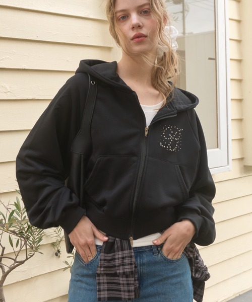 Birthday room(バースデイルーム)の「ラインストーンロゴダブルジップパーカー/Rhinestone logo double zip hoodie(パーカー・レディース・グレー/ブラック・FREE)」の10枚目の写真