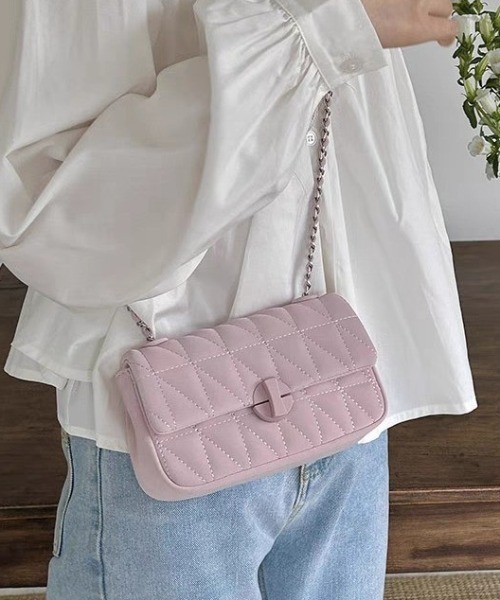 Mejoul（メジュール）の「【2026春夏新作】ターンロックスクエアキルティングフラップショルダーバッグ（ショルダーバッグ・レディース・ホワイト/ライトグリーン/ブラック/ライトピンク・F）」の9枚目の写真