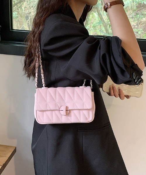 Mejoul（メジュール）の「【2026春夏新作】ターンロックスクエアキルティングフラップショルダーバッグ（ショルダーバッグ・レディース・ホワイト/ライトグリーン/ブラック/ライトピンク・F）」の11枚目の写真