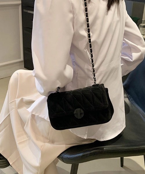 Mejoul（メジュール）の「【2026春夏新作】ターンロックスクエアキルティングフラップショルダーバッグ（ショルダーバッグ・レディース・ホワイト/ライトグリーン/ブラック/ライトピンク・F）」の6枚目の写真