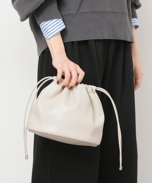 JOURNAL STANDARD relume（ジャーナルスタンダード　レリューム）の「RELUME キンチャクショルダーBAG（ショルダーバッグ・レディース・アイボリー/ブラック/ベージュ・FREE）」の5枚目の写真