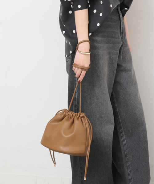 JOURNAL STANDARD relume（ジャーナルスタンダード　レリューム）の「RELUME キンチャクショルダーBAG（ショルダーバッグ・レディース・アイボリー/ブラック/ベージュ・FREE）」の6枚目の写真