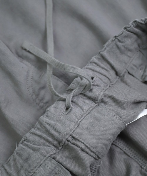 OMNIGOD（オムニゴッド）の「[OMNIGOD mens / オムニゴッド] 綿麻ツイル ルーズイージーペインターパンツ（その他パンツ・メンズ・ブラウン/グレー/アイボリー・2/3）」の13枚目の写真
