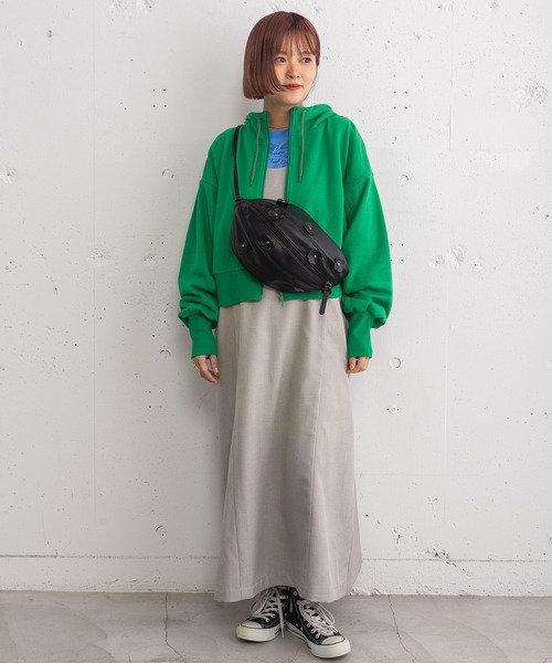 POU DOU DOU（プードゥドゥ）の「Dailyフラワーモチーフサークルバッグ（ショルダーバッグ・レディース・キナリ/ブラック・8）」の3枚目の写真