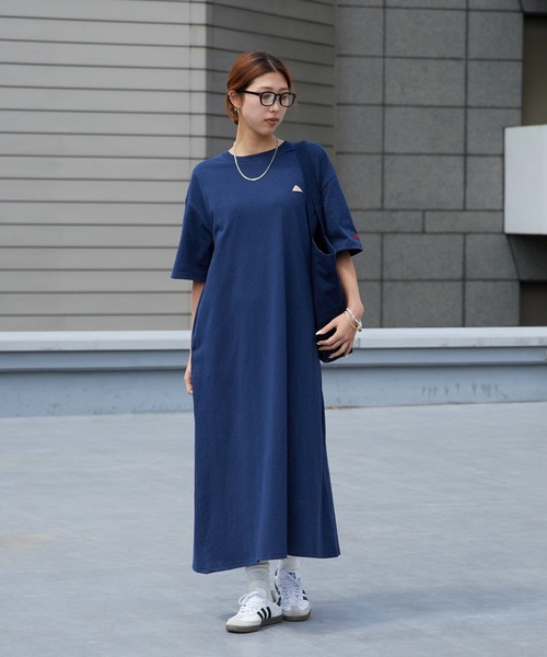 KELTY(ケルティ)の「KELTY/ケルティ ミニロゴ S/S ルーズシルエット ロングTシャツ 秋 秋服 2026年秋冬(Tシャツ/カットソー・レディース・ホワイト/ブラック/ベージュ/ネイビー/ヘザーグレー・FREE)」の5枚目の写真